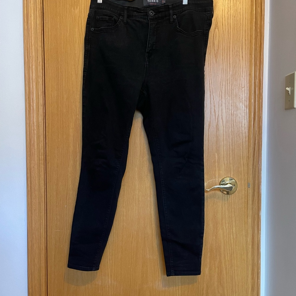 Torrid Vintage Sky High Skinny Black Jean 14R